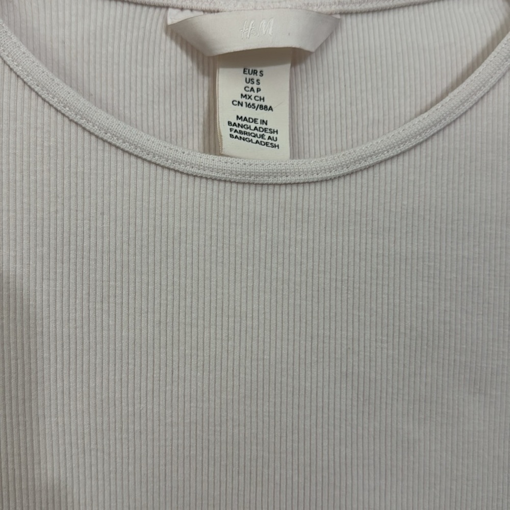 Pink blouse - Picture 2 of 3